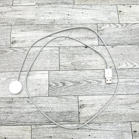 Apple Watch Series 6 (GPS, 44mm) Gold Aluminum Case w/Purple Band, incl. charger - Picture 15 of 16